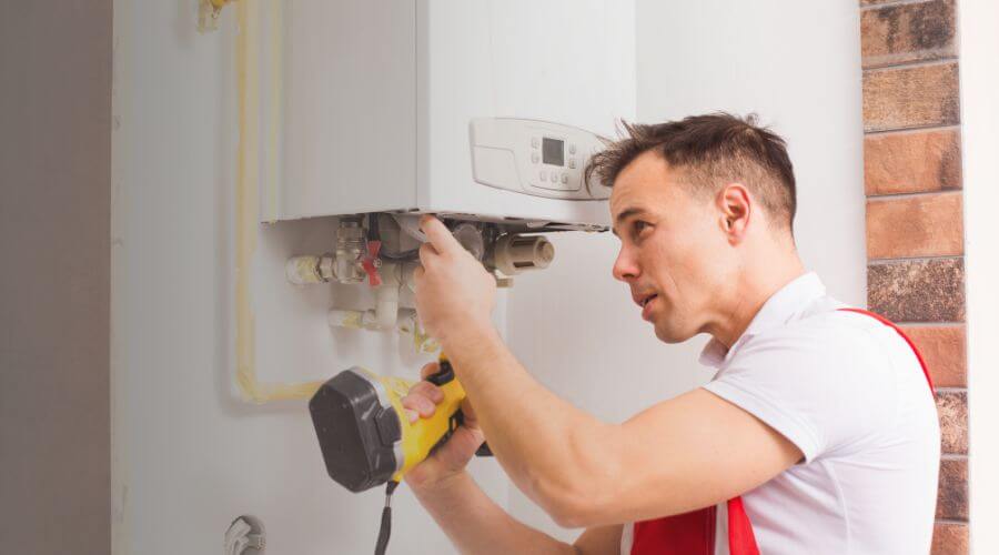 Local water heater installation in Oakwood, IL